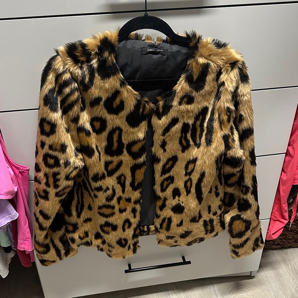 Leopard Print Faux Fur Jacket
